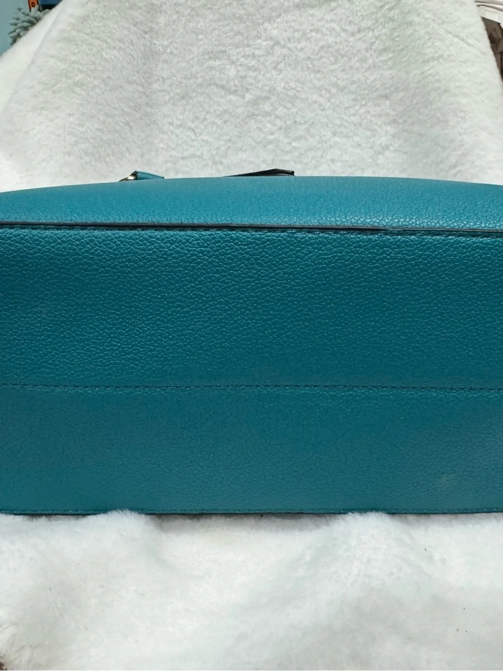 NWOT-Montana West Teal Tote Bag with Gold Accents